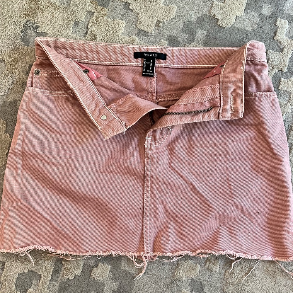 Forever 21 pink skirt